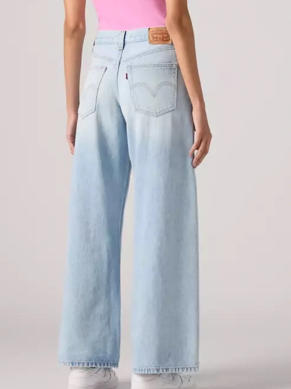 Levis levi wide
